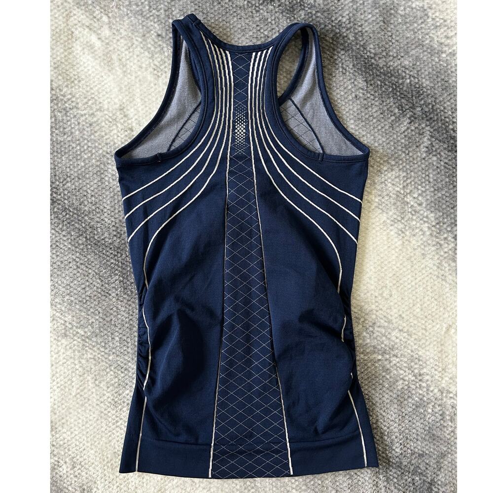 Athleta Finish Fast Line Ruched White Navy Tank Top Size XS Gym Yoga Workout - Picture 3 of 8